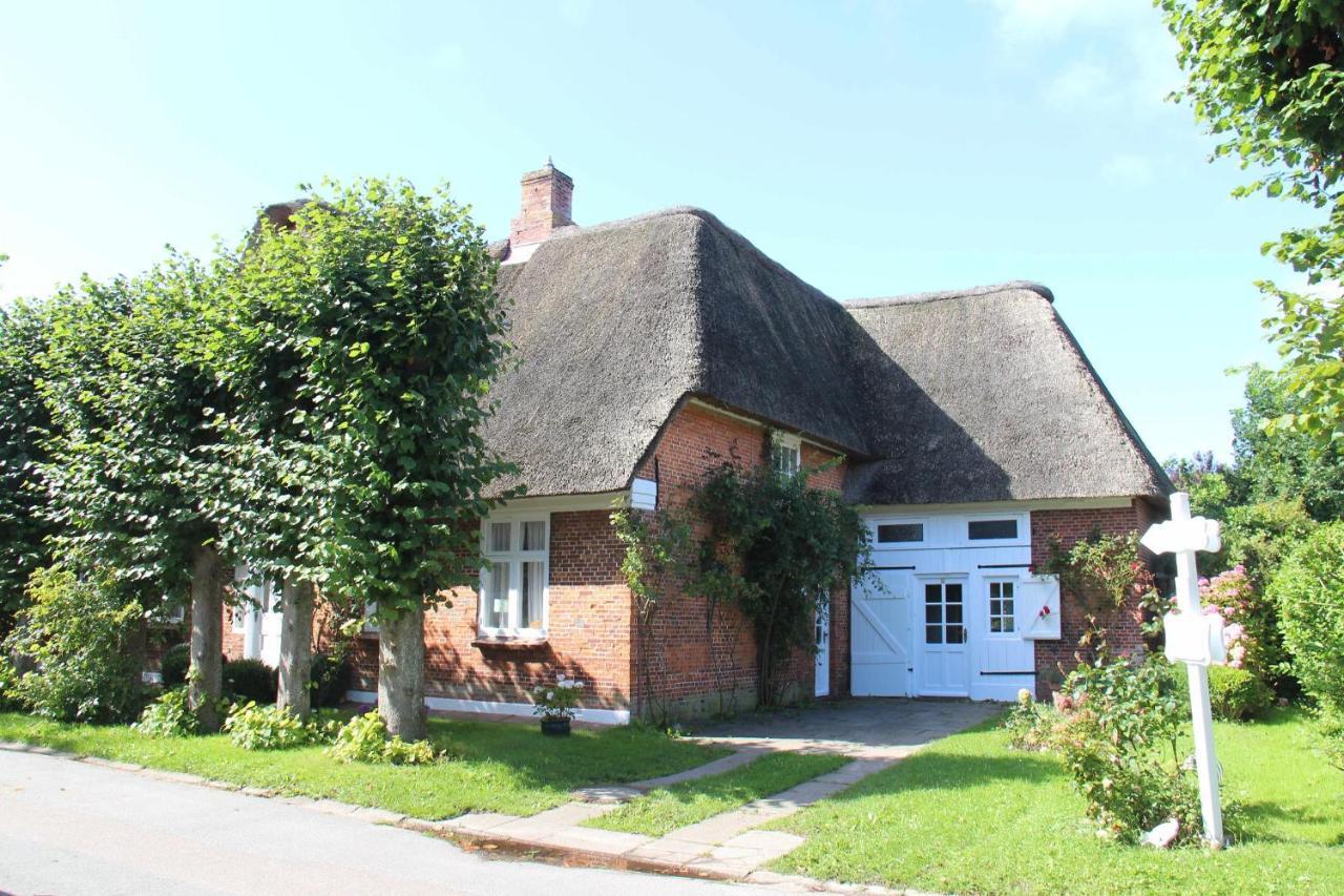 Kapitaen Hansen Haus Oldsum 외부 사진